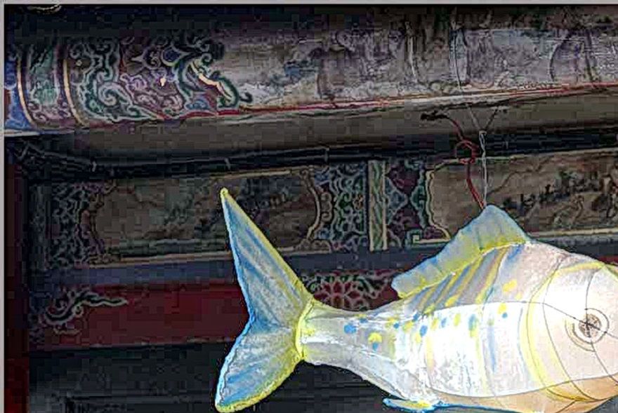 2012-02-29.132  -   The Lungshan Temple. Paper fish decoration. (Photo- and copyright:   Karsten Petersen)