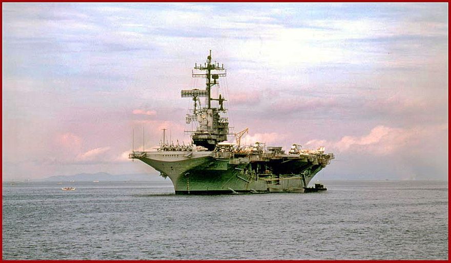 Aircraft carrier USS 
