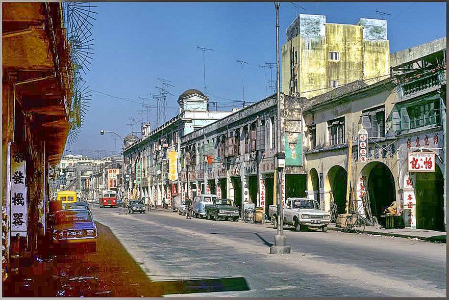1973-17-033 Street view of old Macau (Photography © Karsten Petersen)