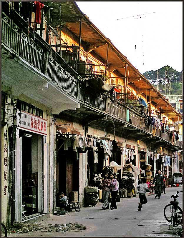 1973-18-042 Macau street view (Photography © Karsten Petersen)