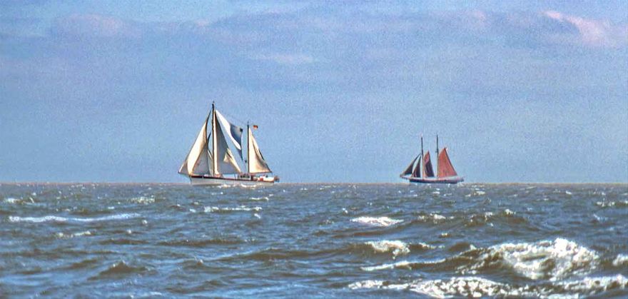 - sails on the horizon - (Photography by Karsten Petersen)
