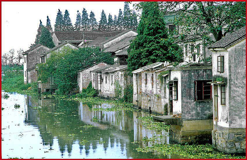 Another look along the canal through the old part of Wuzhen - - -