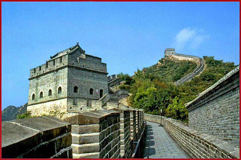 2000-20-089  - The Great Wall at Juyongguan -  (Photo- and copyright: Karsten Petersen)