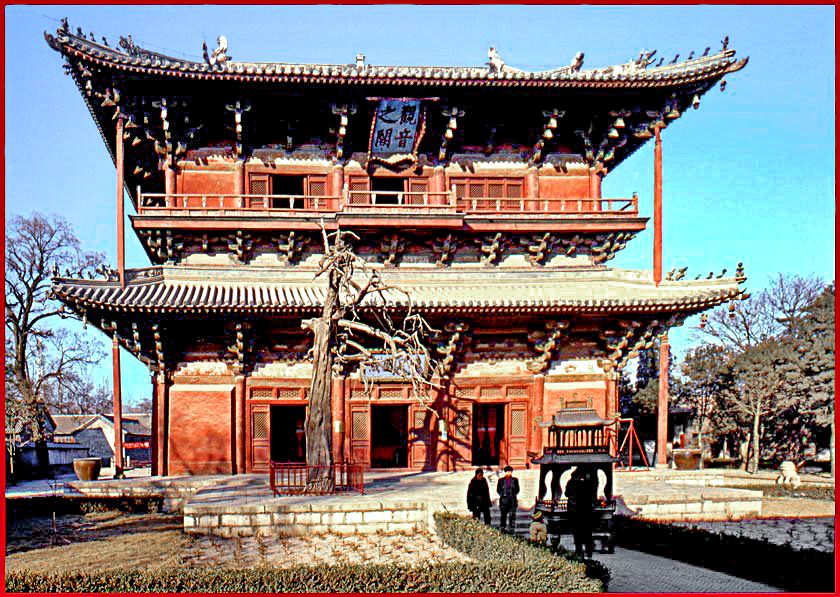 2002-10-062  - Dule Temple - China's oldest multistoried wooden building -  (Photo- and copyright - Karsten Petersen)