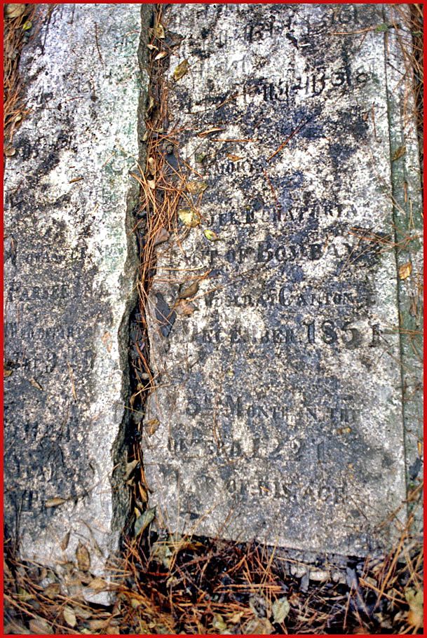 2002-02-091  - Danes Island - Parsee tomb stone - On this stone is clearly marked the year 