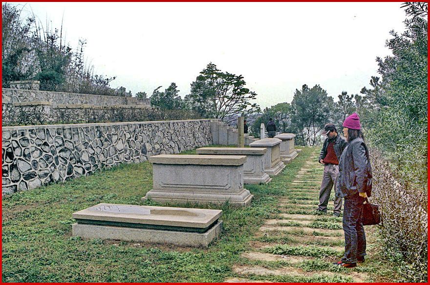 2002-03-032  - Danes Island A final view of the restored section of the old Western Cemetery. -  (Photo- and copyright: Karsten Petersen)