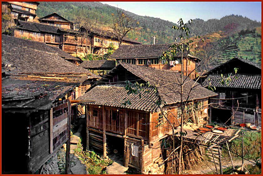 2003-17.011  - Ping An - the village - (Photo- and copyright: Karsten Petersen)