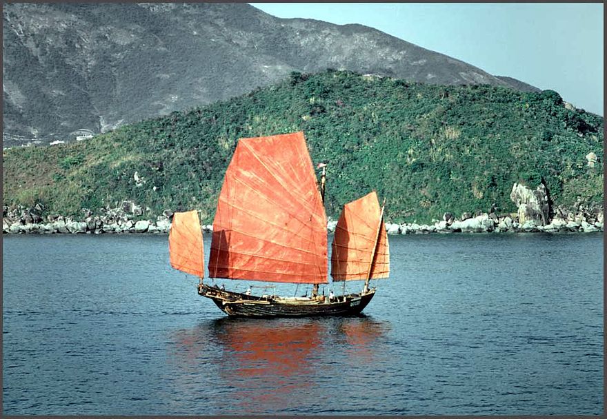 1974-02-077 -  Chinese junk in Hong Kong's East Lamma Channel in 1974 -  (Photo- and copyright: Karsten Petersen ©)