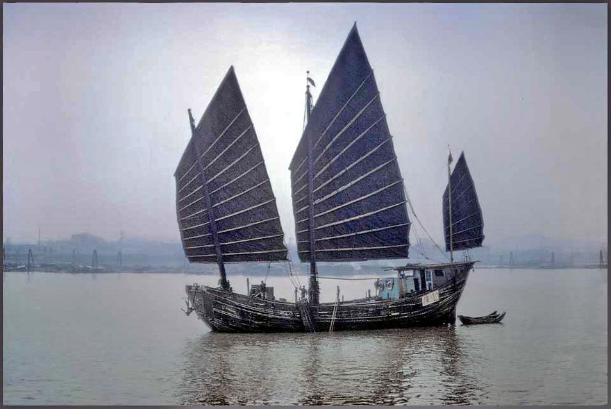 1973-01-042  -  Junk on the Huangpo river  -  (Photo- and copyright: Karsten Petersen)