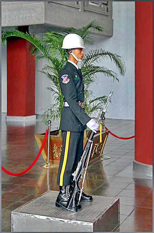 2012-02-29.010  -  A soldier of the 