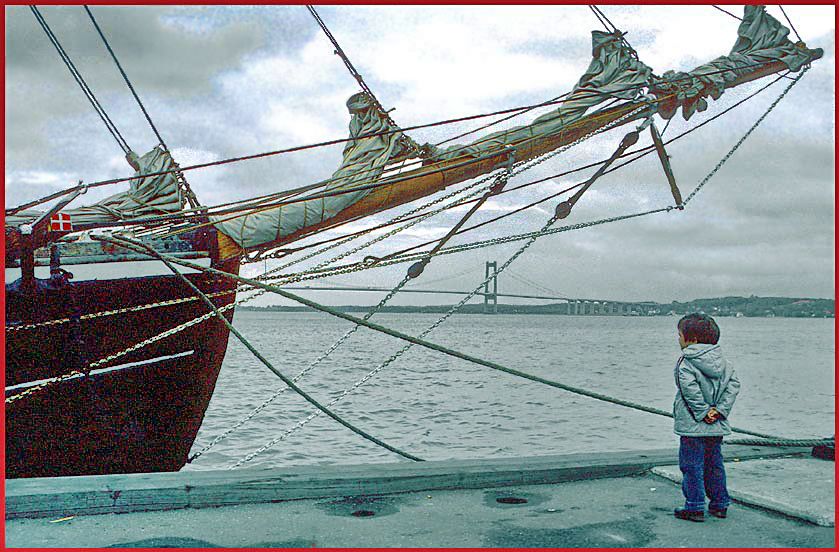 3-mast schooner 