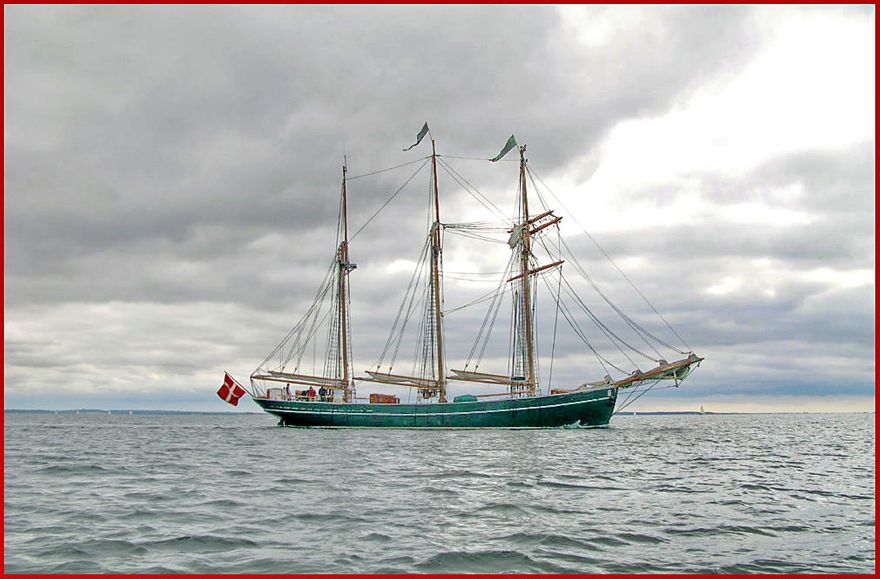 2008-07-23.021  - 3 mast schooner 