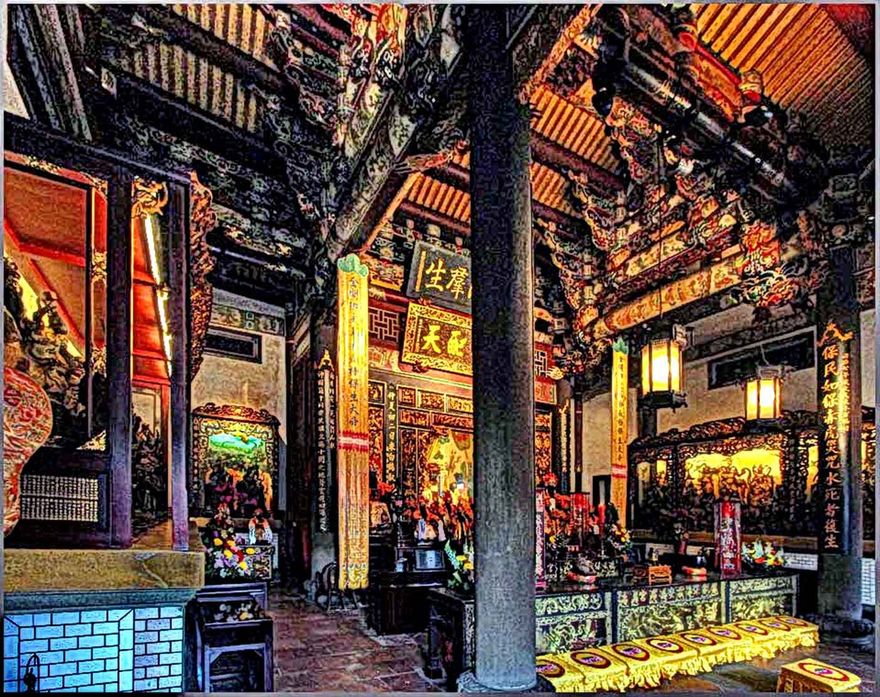 2012-03-01.104  -   Main Hall, - interior of the Sanchuan Dian  -  (Photo- and copyright:    Karsten Petersen)