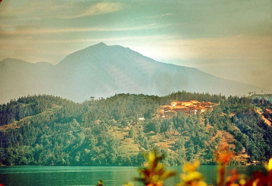 1973-13-059  -  The first view of the Sun Moon Lake - and the Wenwu Temple -