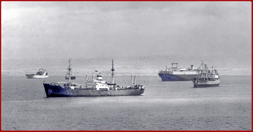 Ships photographed at Suez, waiting to pass the Suez canal, February 25. 1981  -   (Photo- and copyright:  Karsten Petersen ©)